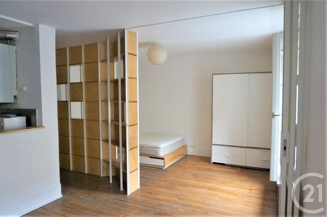 Afficher la photo en grand Appartement F2 à louer - 2 pièces - 39.0 m2 - PARIS - 75010 - ILE-DE-FRANCE - Century 21 St Martin Immobilier