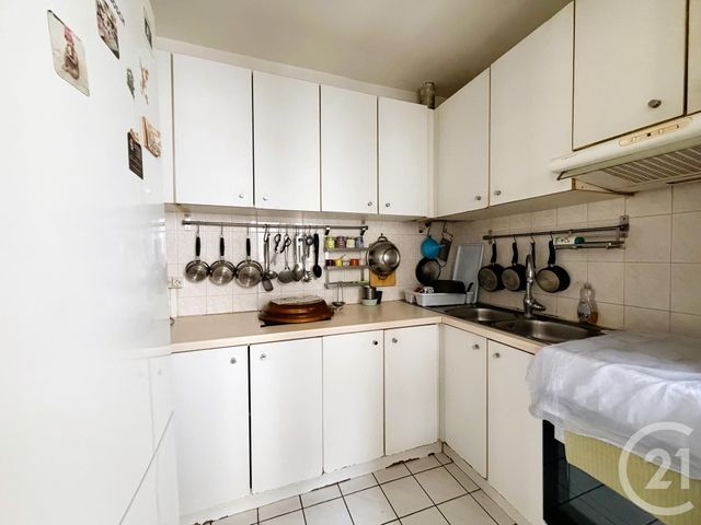 Appartement F3 à vendre - 3 pièces - 47.6 m2 - PARIS - 75019 - ILE-DE-FRANCE - Century 21 St Martin Immobilier