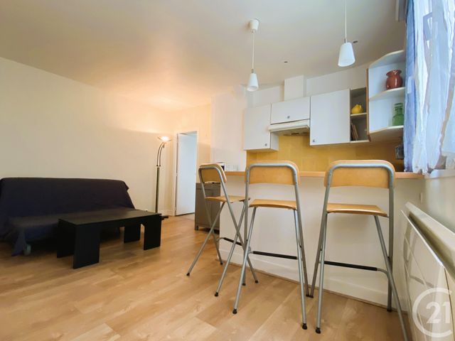 Appartement F2 à louer - 2 pièces - 37.35 m2 - PARIS - 75010 - ILE-DE-FRANCE - Century 21 St Martin Immobilier