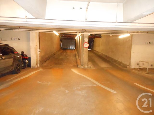parking à louer - 10.0 m2 - PARIS - 75010 - ILE-DE-FRANCE - Century 21 St Martin Immobilier