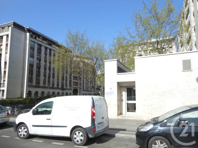 parking à louer - 10.0 m2 - PARIS - 75010 - ILE-DE-FRANCE - Century 21 St Martin Immobilier