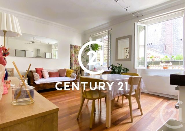 Appartement F2 à vendre - 2 pièces - 48.41 m2 - PARIS - 75010 - ILE-DE-FRANCE - Century 21 St Martin Immobilier