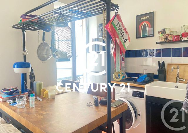 Afficher la photo en grand Appartement Studio à vendre - 1 pièce - 21.53 m2 - PARIS - 75018 - ILE-DE-FRANCE - Century 21 St Martin Immobilier