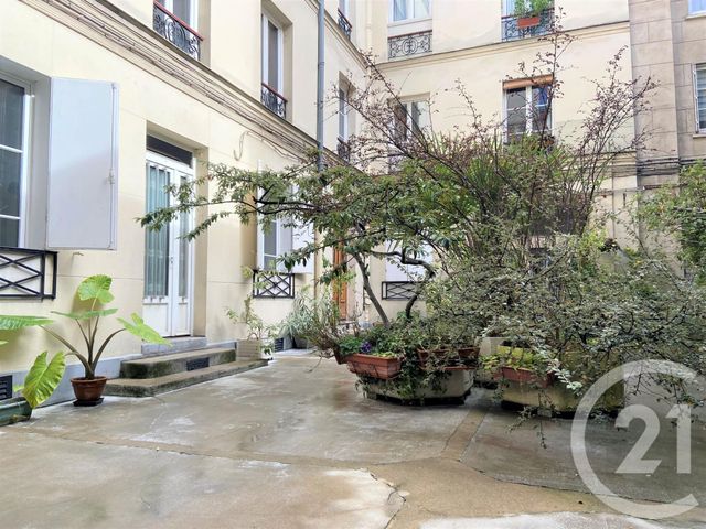 Appartement F2 à vendre - 2 pièces - 52.92 m2 - PARIS - 75010 - ILE-DE-FRANCE - Century 21 St Martin Immobilier