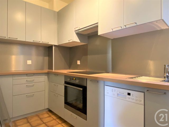 Appartement F2 à vendre - 2 pièces - 52.92 m2 - PARIS - 75010 - ILE-DE-FRANCE - Century 21 St Martin Immobilier