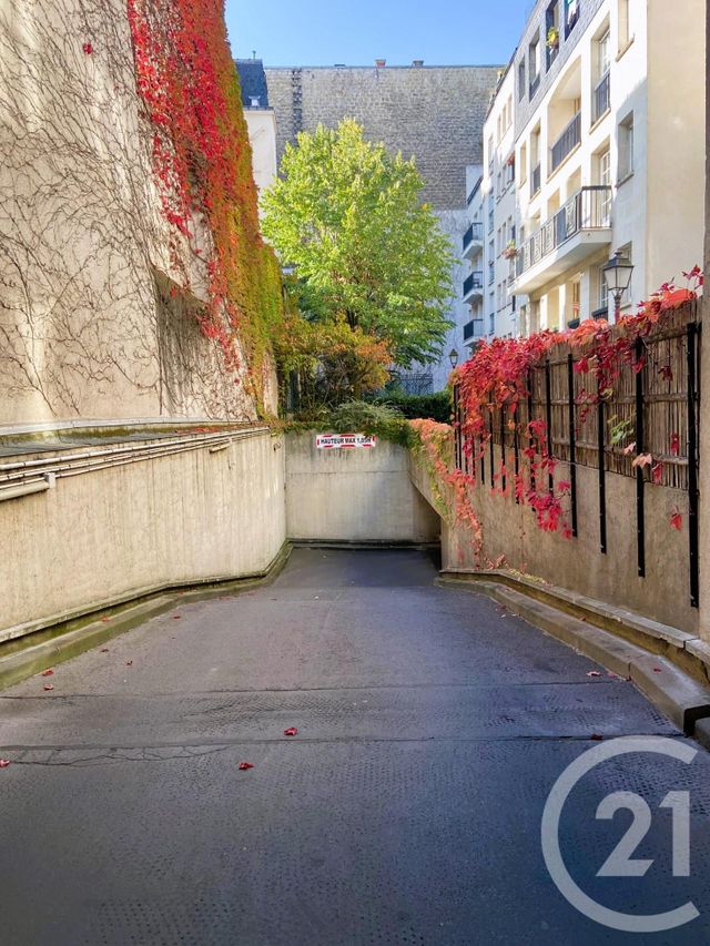 parking à vendre - 12.0 m2 - PARIS - 75010 - ILE-DE-FRANCE - Century 21 St Martin Immobilier