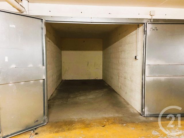 parking - PARIS - 75010