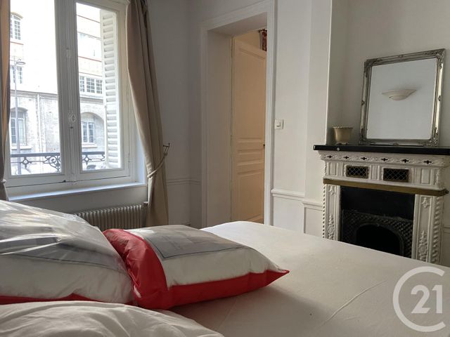 Appartement F2 à louer - 2 pièces - 50.07 m2 - PARIS - 75010 - ILE-DE-FRANCE - Century 21 St Martin Immobilier