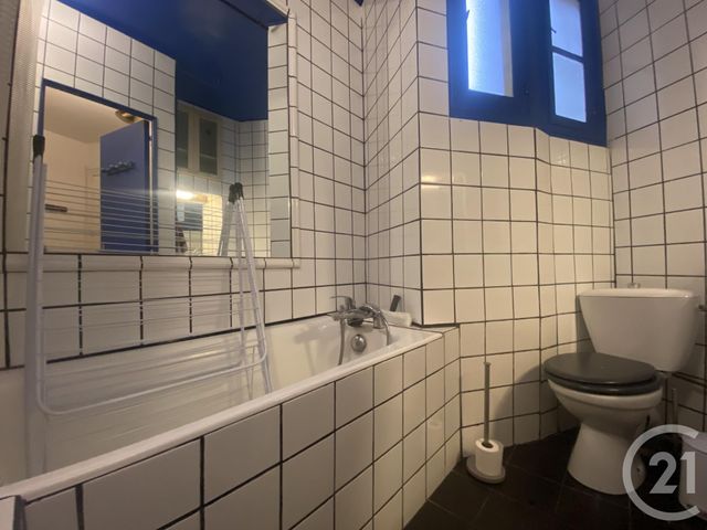 Appartement F2 à louer - 2 pièces - 50.07 m2 - PARIS - 75010 - ILE-DE-FRANCE - Century 21 St Martin Immobilier