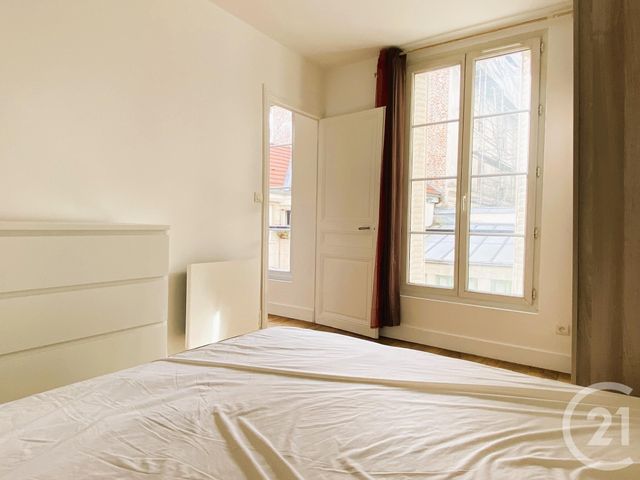 Afficher la photo en grand Appartement F2 à vendre - 2 pièces - 25.56 m2 - PARIS - 75010 - ILE-DE-FRANCE - Century 21 St Martin Immobilier