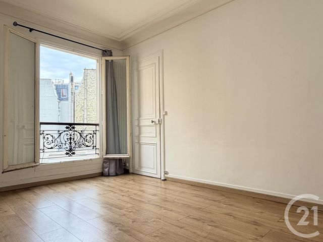 Appartement F3 à vendre - 3 pièces - 42.74 m2 - PARIS - 75010 - ILE-DE-FRANCE - Century 21 St Martin Immobilier