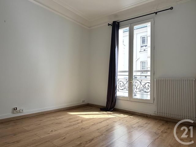 Appartement F3 à vendre - 3 pièces - 42.74 m2 - PARIS - 75010 - ILE-DE-FRANCE - Century 21 St Martin Immobilier