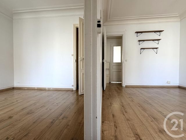 Appartement F3 à vendre - 3 pièces - 42.74 m2 - PARIS - 75010 - ILE-DE-FRANCE - Century 21 St Martin Immobilier