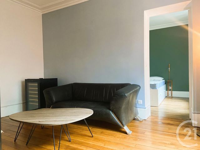 Appartement F3 à louer - 3 pièces - 64.03 m2 - PARIS - 75010 - ILE-DE-FRANCE - Century 21 St Martin Immobilier