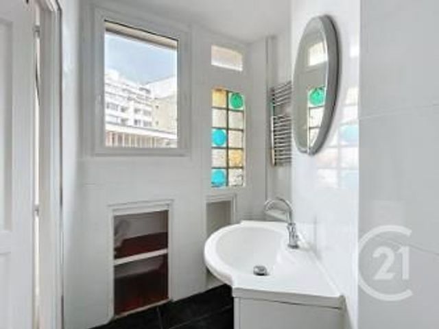 Appartement F1 à louer - 1 pièce - 24.61 m2 - PARIS - 75010 - ILE-DE-FRANCE - Century 21 St Martin Immobilier
