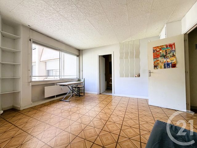 Appartement F1 à vendre PARIS