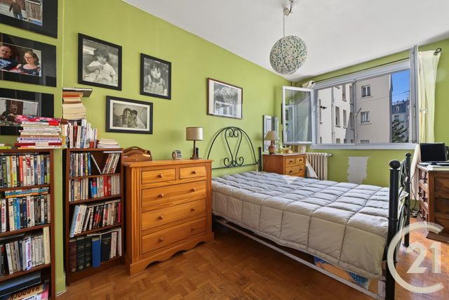 Appartement F4 à vendre - 4 pièces - 91.13 m2 - PARIS - 75010 - ILE-DE-FRANCE - Century 21 St Martin Immobilier