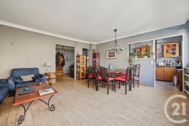 Appartement F4 à vendre - 4 pièces - 91.13 m2 - PARIS - 75010 - ILE-DE-FRANCE - Century 21 St Martin Immobilier