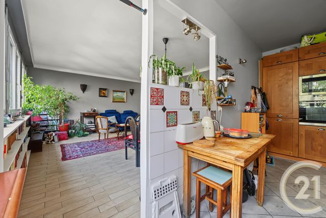 Appartement F4 à vendre - 4 pièces - 91.13 m2 - PARIS - 75010 - ILE-DE-FRANCE - Century 21 St Martin Immobilier